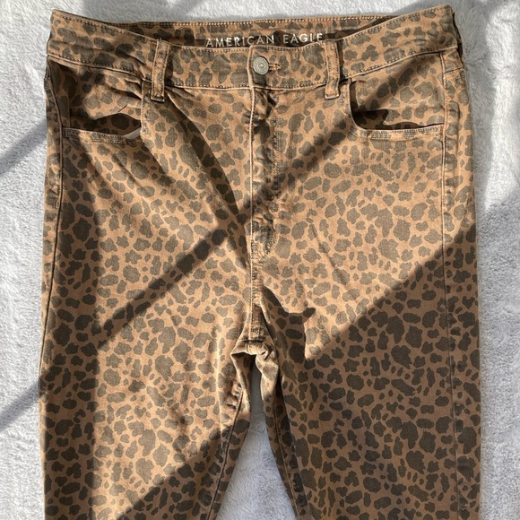 American Eagle Super Hi Rise Jegging Animal Print - Picture 3 of 9